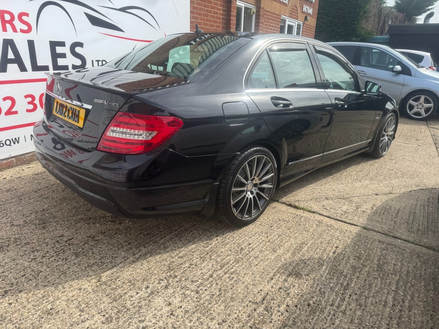 Used Mercedes-Benz C Class 2012 for sale - 77364784: Photo 5