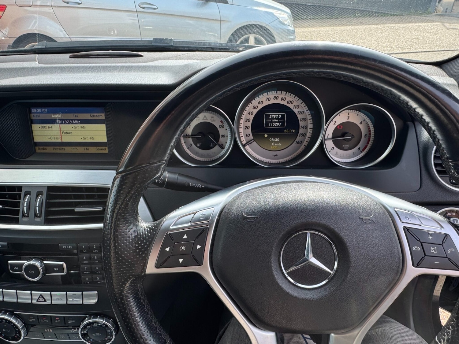 Used Mercedes-Benz C Class 2012 for sale - 77364784: Photo 9