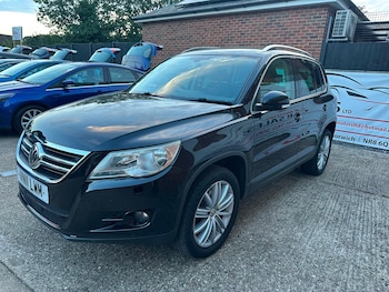 Used Volkswagen Tiguan 2011 for sale - 79595953: Photo