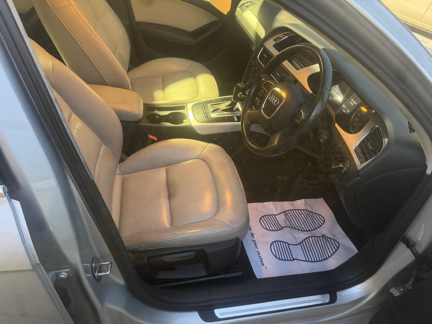 Used Audi A4 2009 for sale - 77365401: Photo 9