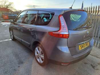 Used Renault Grand Scenic 2012 for sale - 74992827: Photo