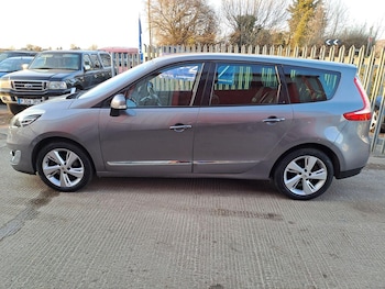 Used Renault Grand Scenic 2012 for sale - 75913131: Photo