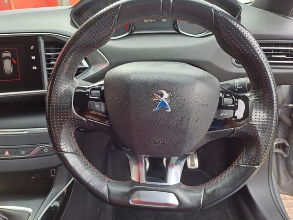 Used Peugeot 308 SW 2018 for sale - 76134059: Photo 17