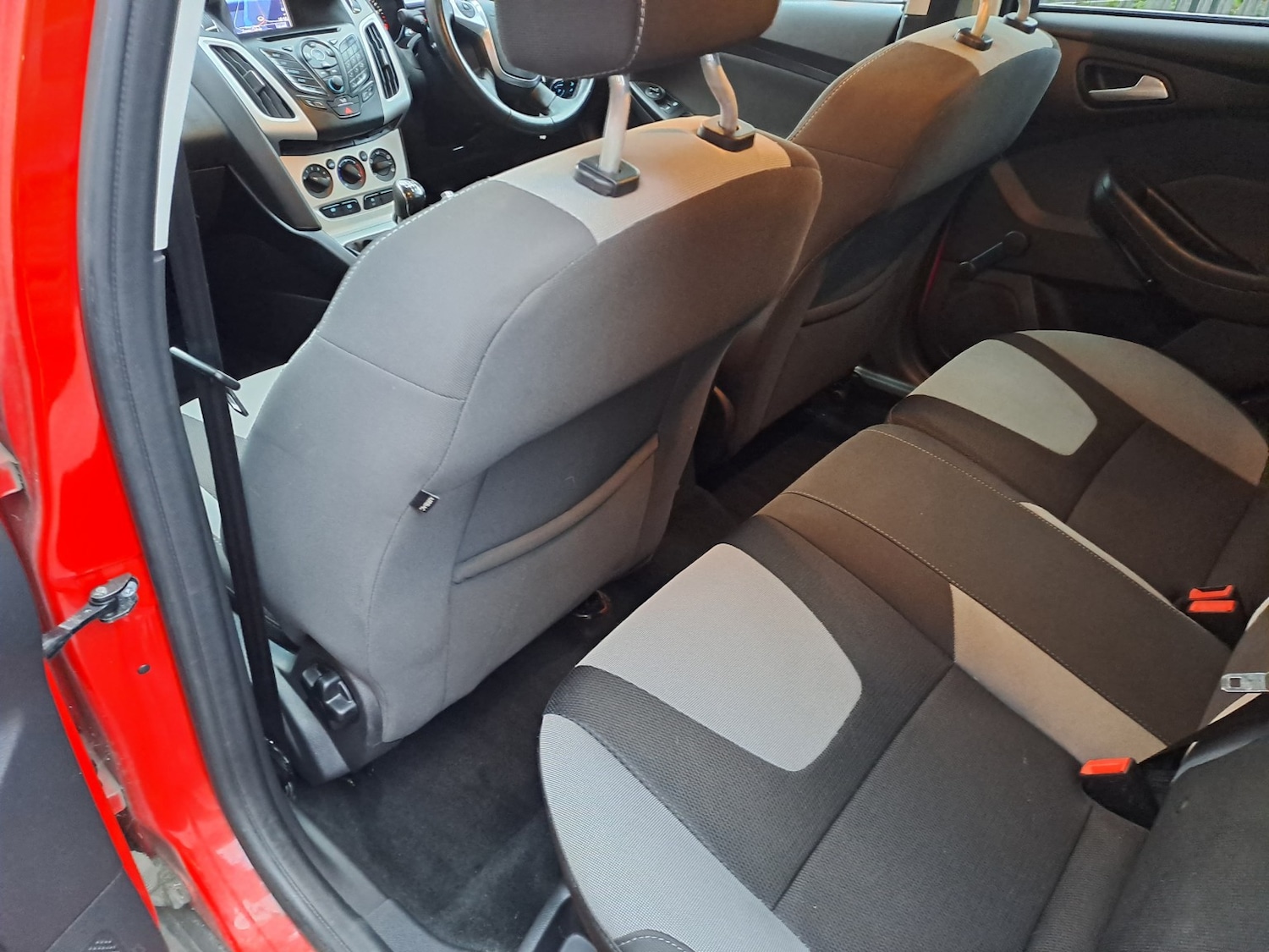 Used Ford Focus 2014 for sale - 76541584: Photo 11