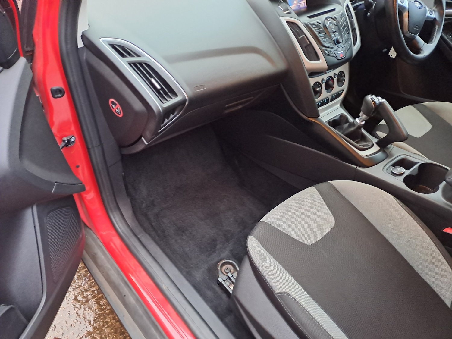 Used Ford Focus 2014 for sale - 76541584: Photo 12