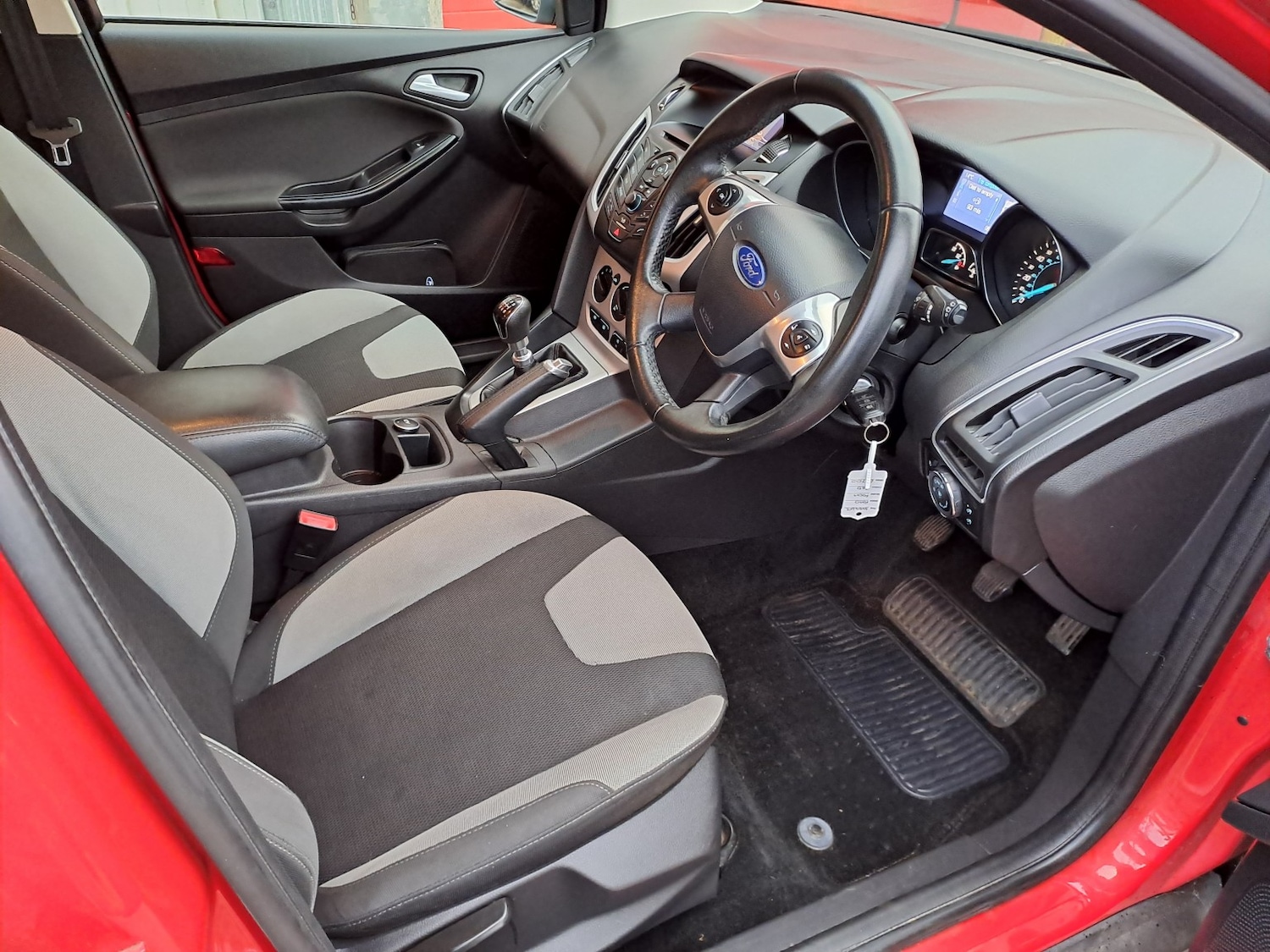 Used Ford Focus 2014 for sale - 76541584: Photo 9