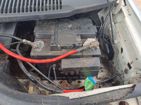 Used Ford Escort 1996 for sale - 76246149: Photo 23