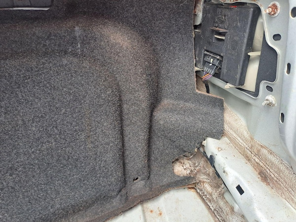 Used Ford Escort 1996 for sale - 76246149: Photo 49