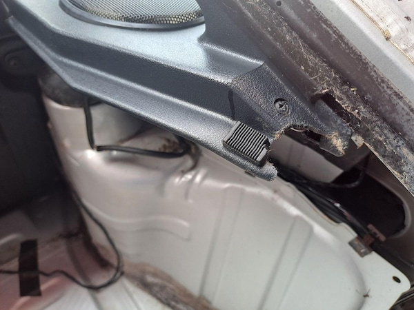 Used Ford Escort 1996 for sale - 76246149: Photo 53