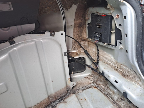 Used Ford Escort 1996 for sale - 76246149: Photo 55