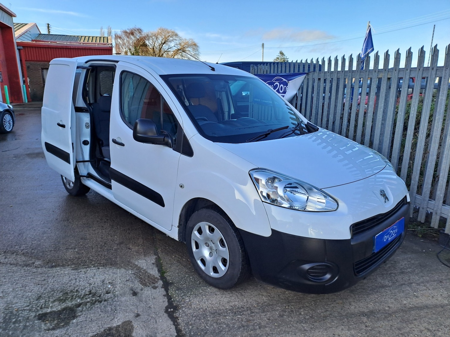 Used Peugeot Partner 2014 for sale - 77649527: Photo 15