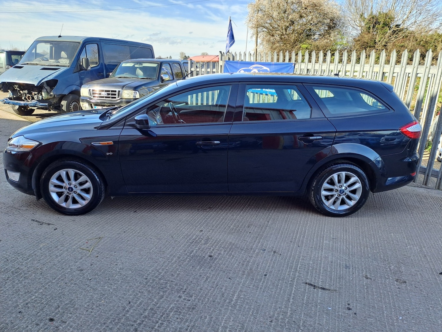 Used Ford Mondeo 2010 for sale - 77635351: Photo 2