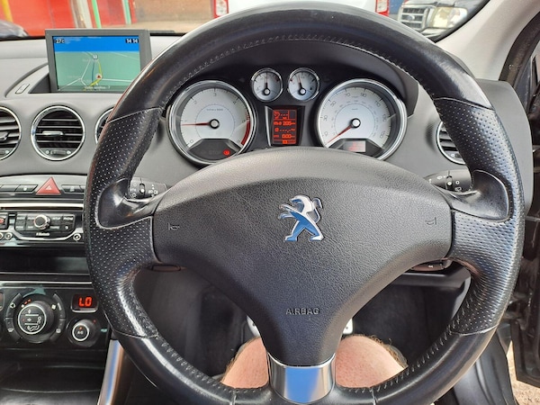 Used Peugeot 308 2014 for sale - 76246164: Photo 14