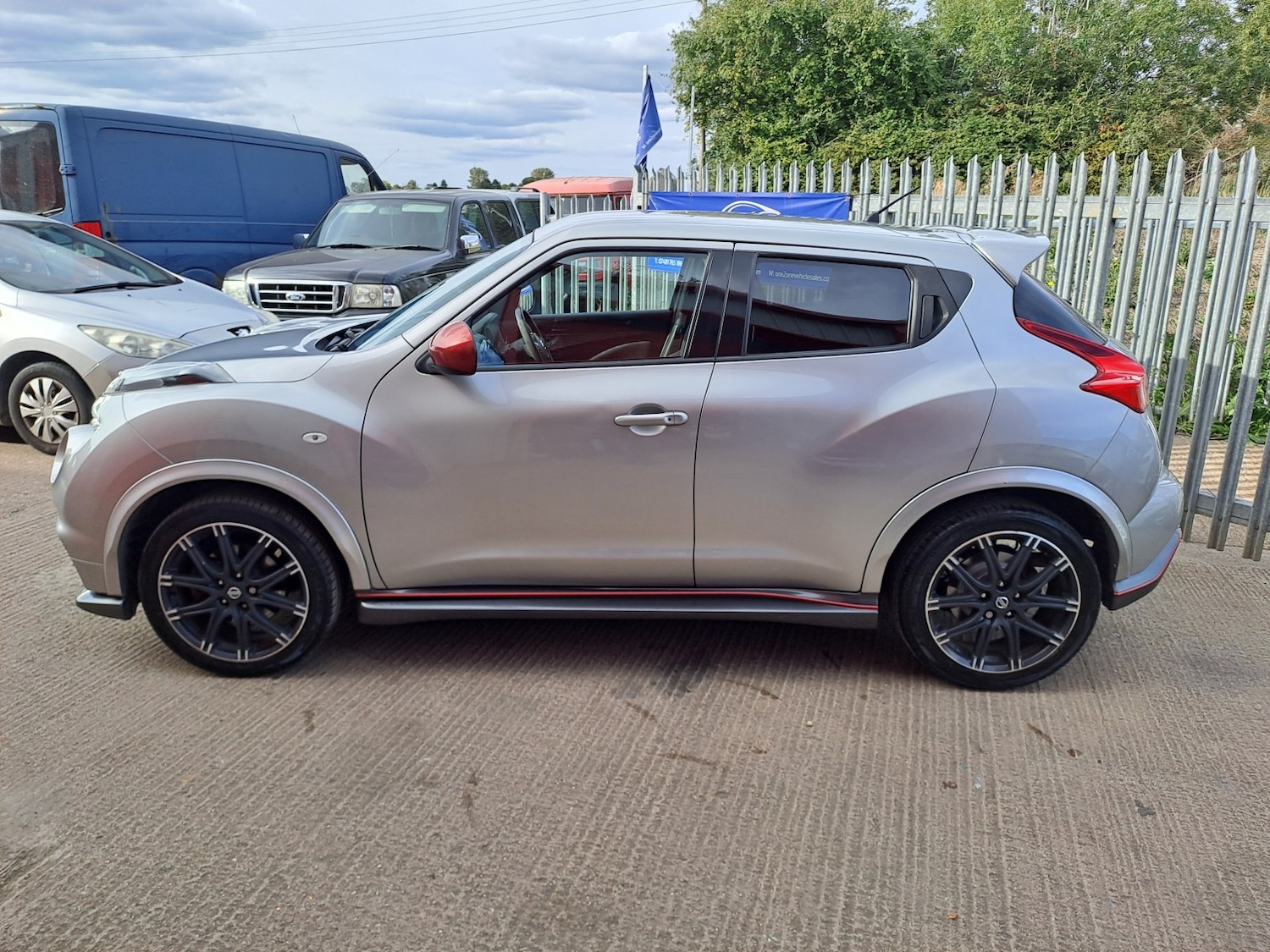 Used Nissan Juke 2014 for sale - 76114013: Photo 2