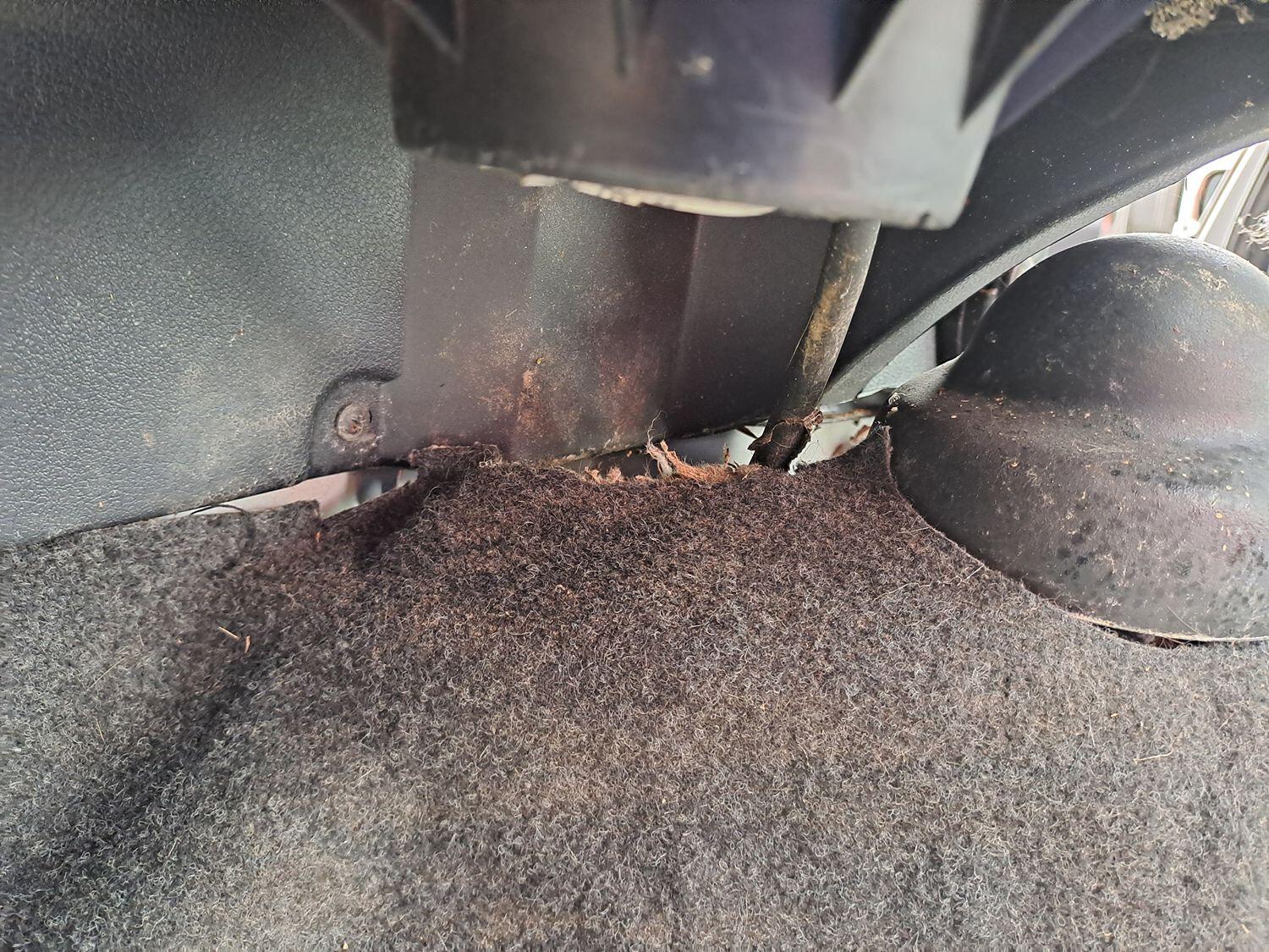 Used Ford Escort 1996 for sale - 77129660: Photo 52