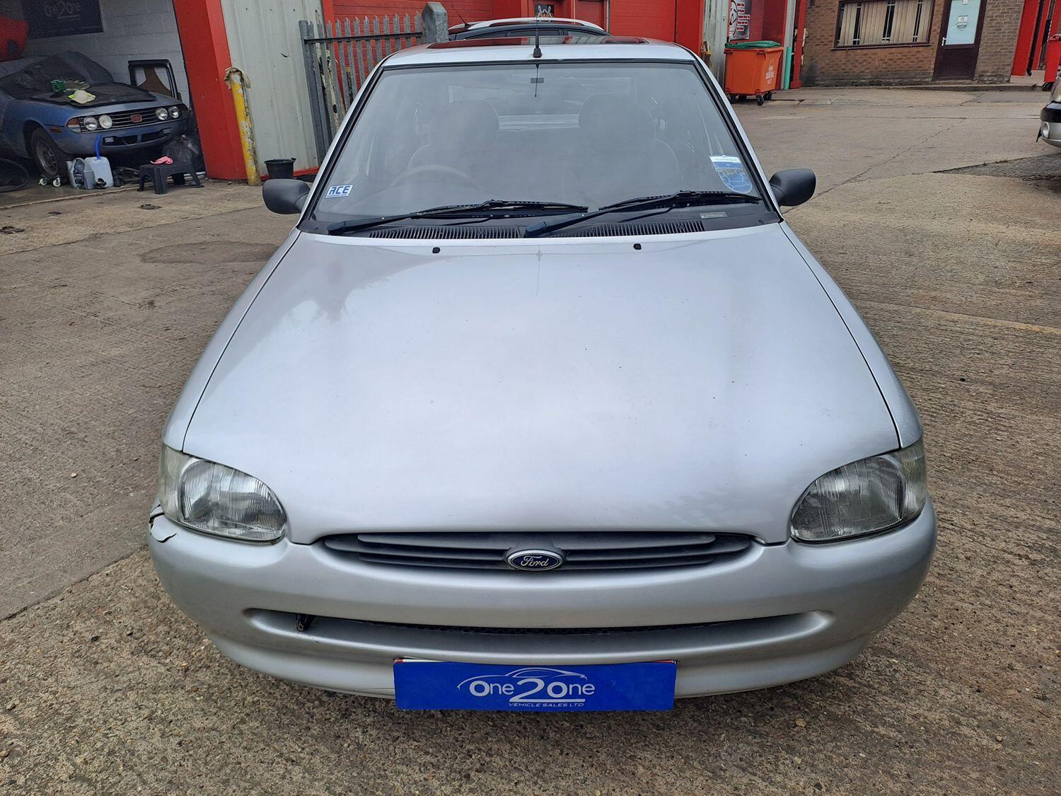 Used Ford Escort 1996 for sale - 77129660: Photo 8