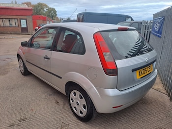 Used Ford Fiesta 2005 for sale - 76374212: Photo