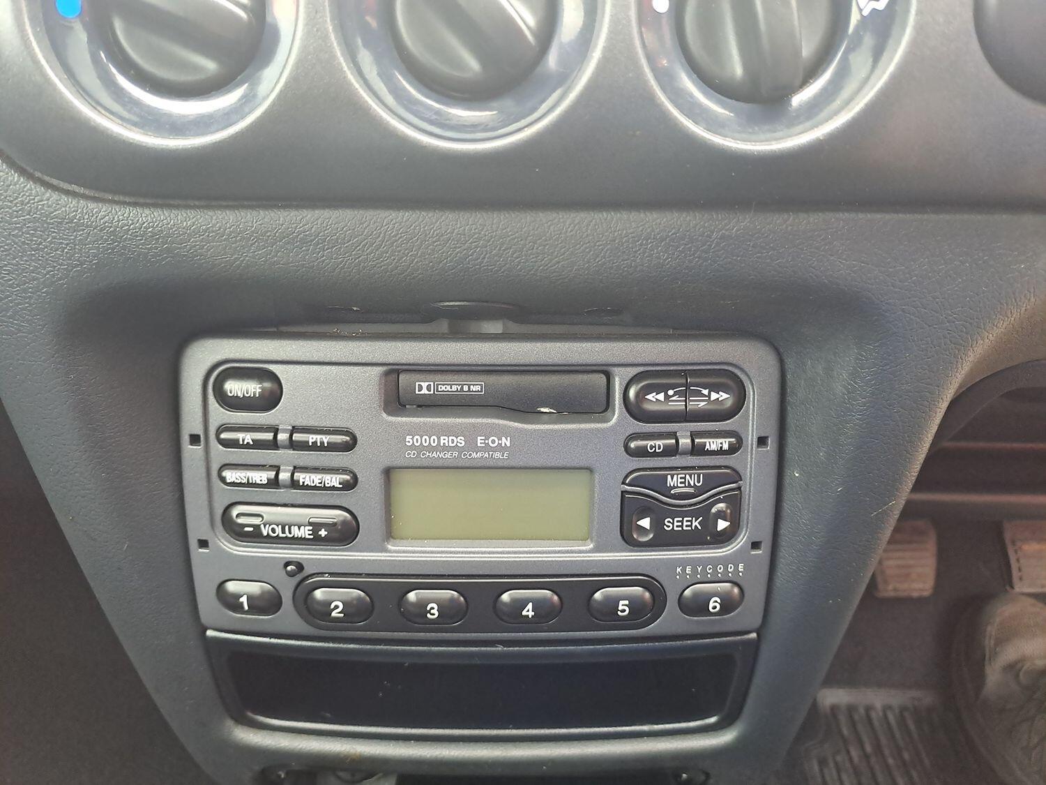 Used Ford Escort 1996 for sale - 78060506: Photo 15