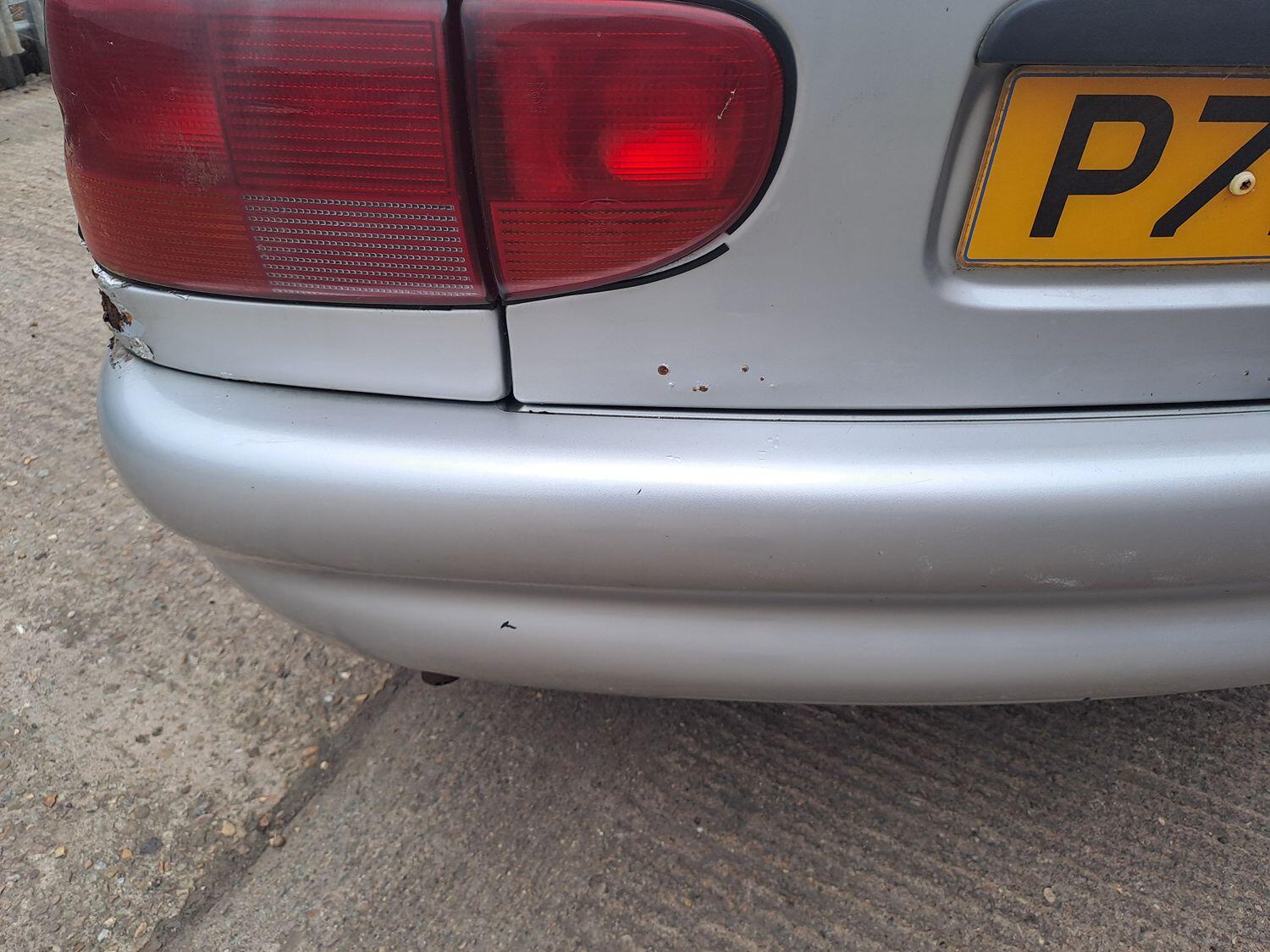 Used Ford Escort 1996 for sale - 78060506: Photo 36