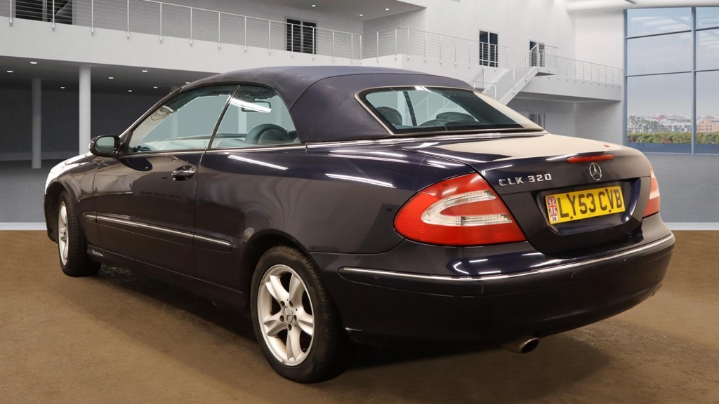 Used Mercedes-Benz CLK 2003 for sale - 76374185: Photo 3