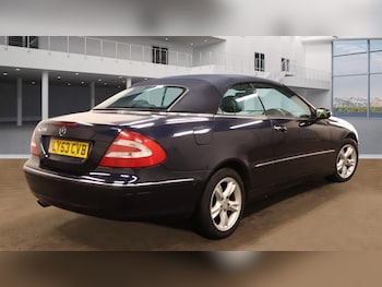 Used Mercedes-Benz CLK 2003 for sale - 76374185: Photo