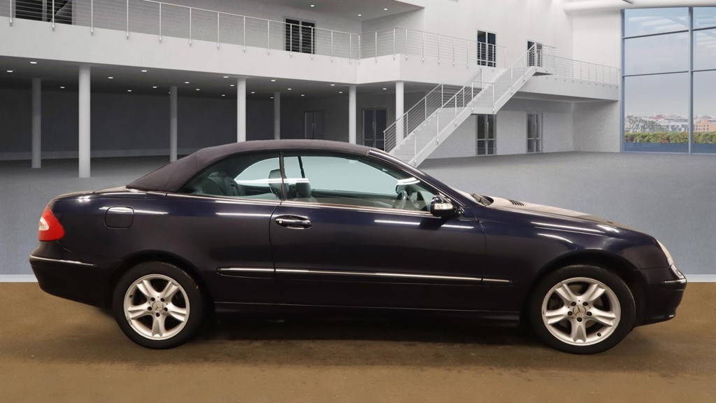 Used Mercedes-Benz CLK 2003 for sale - 76374185: Photo 5
