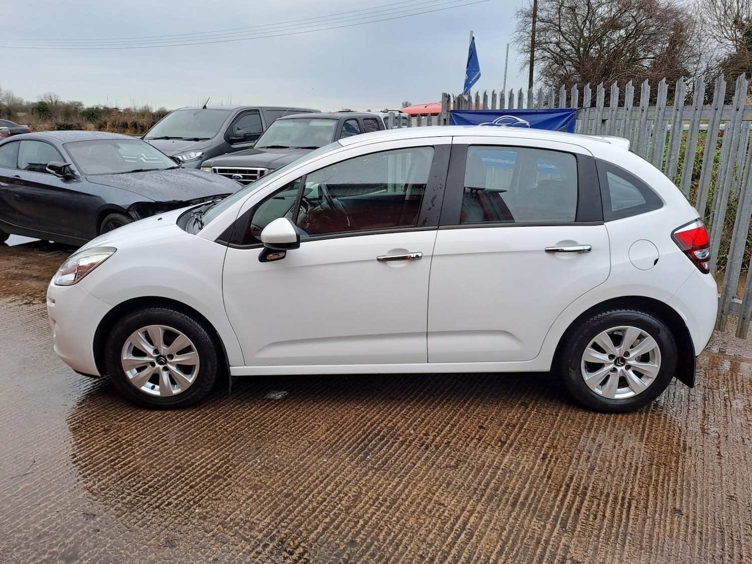 Used Citroen C3 2014 for sale - 76979536: Photo 2