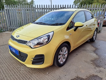 2015 (15) - 1.25 SR7 5dr