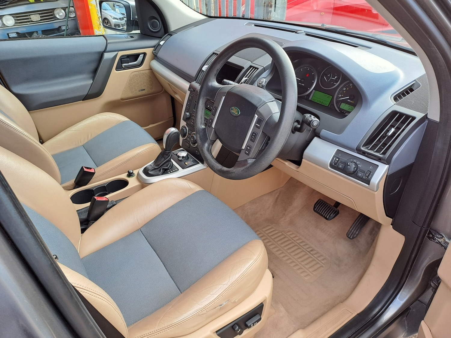 Used Land Rover Freelander 2 2007 for sale - 76374207: Photo 9