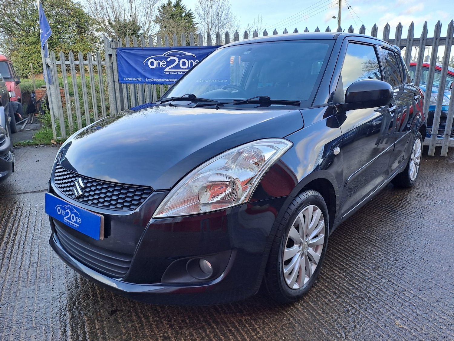Used Suzuki Swift 2010 for sale - 77162194: Photo 1