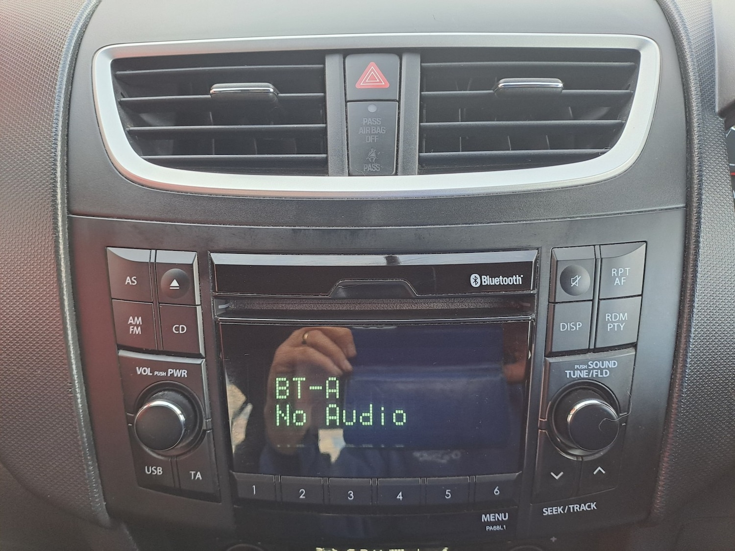 Used Suzuki Swift 2010 for sale - 76374205: Photo 16