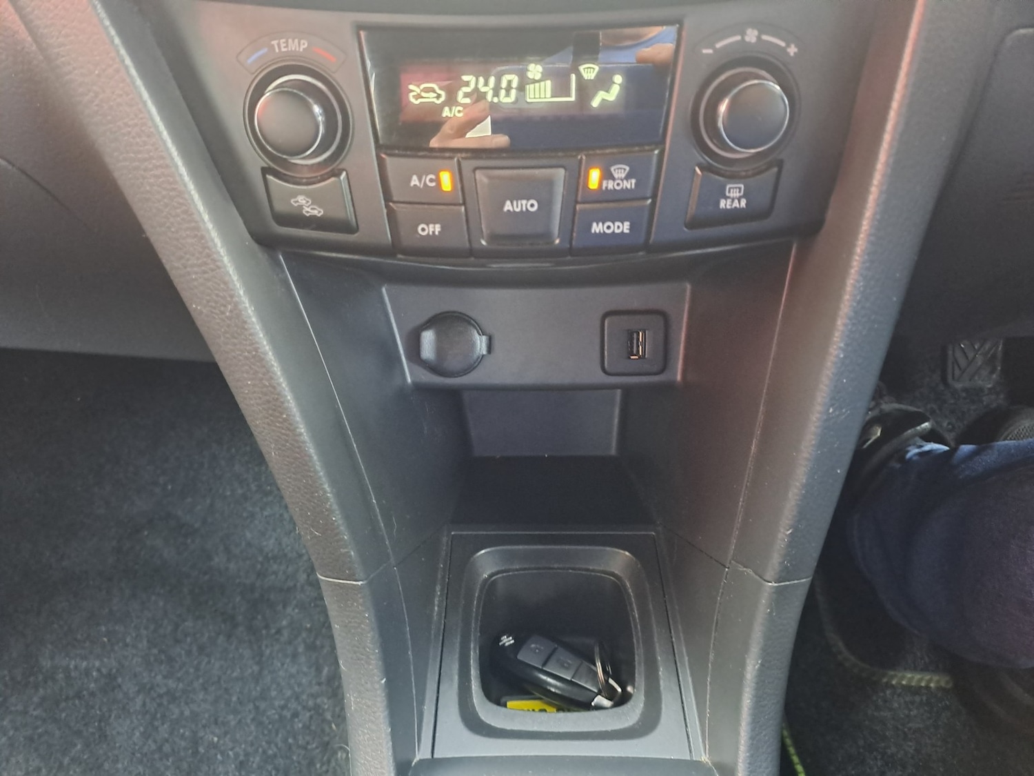 Used Suzuki Swift 2010 for sale - 76374205: Photo 18