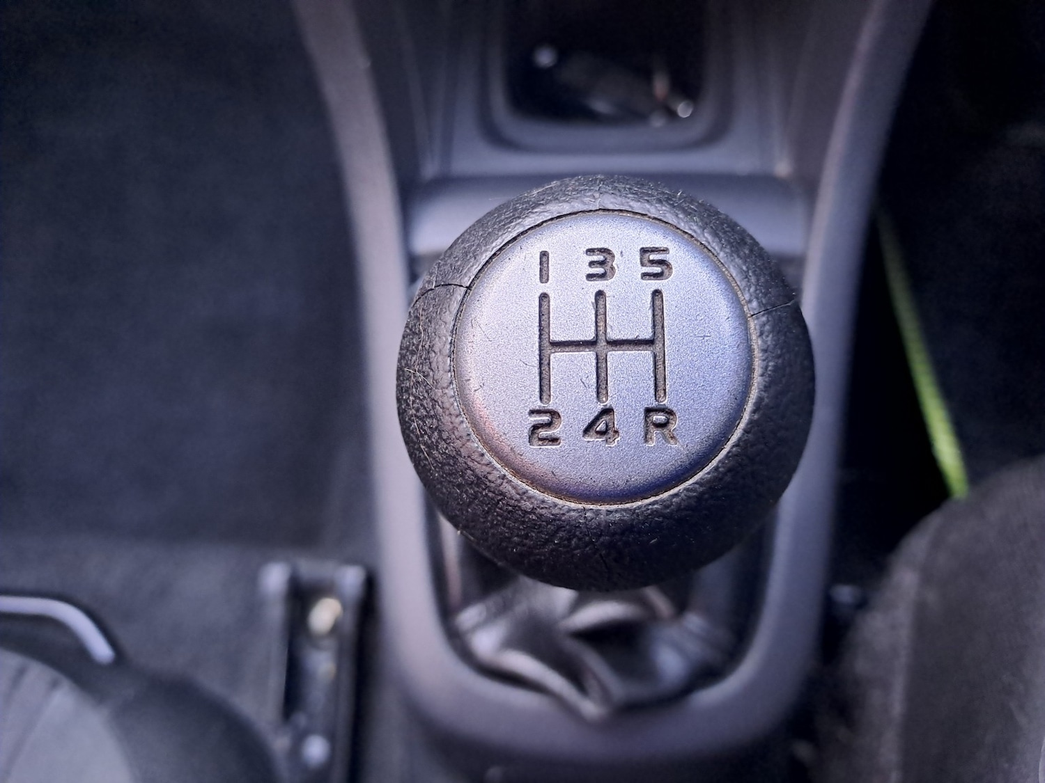 Used Suzuki Swift 2010 for sale - 76374205: Photo 19