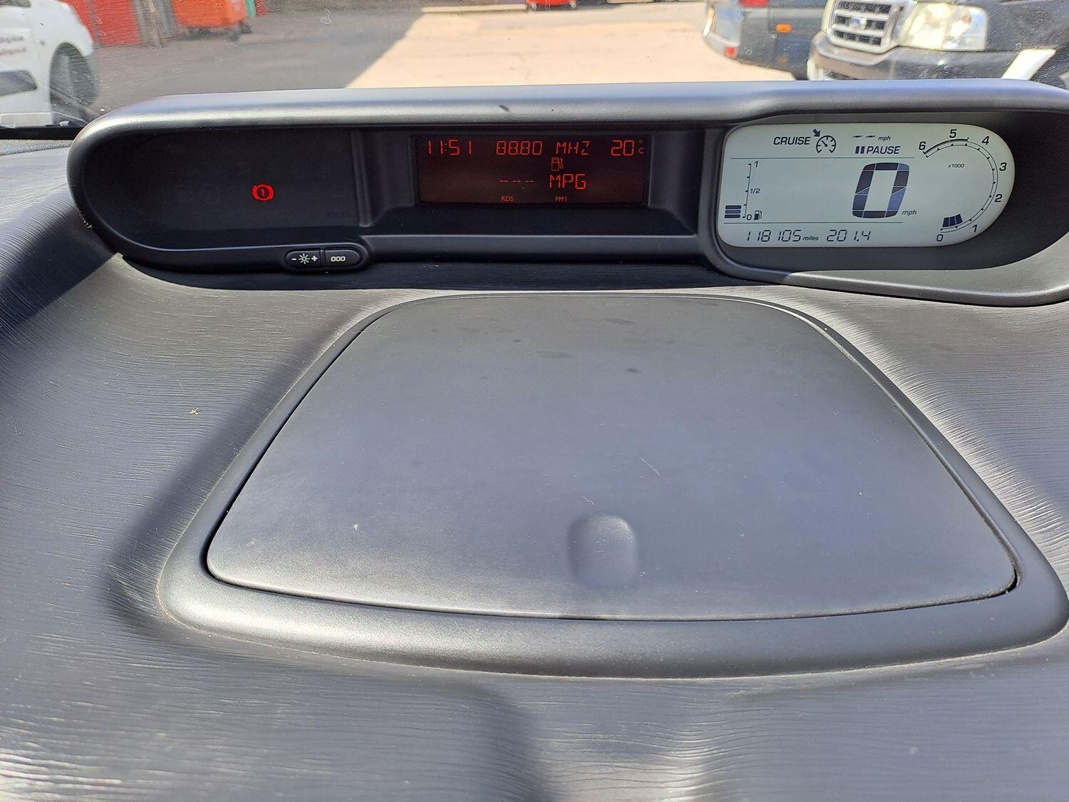 Used Citroen C3 Picasso 2009 for sale - 76794090: Photo 15