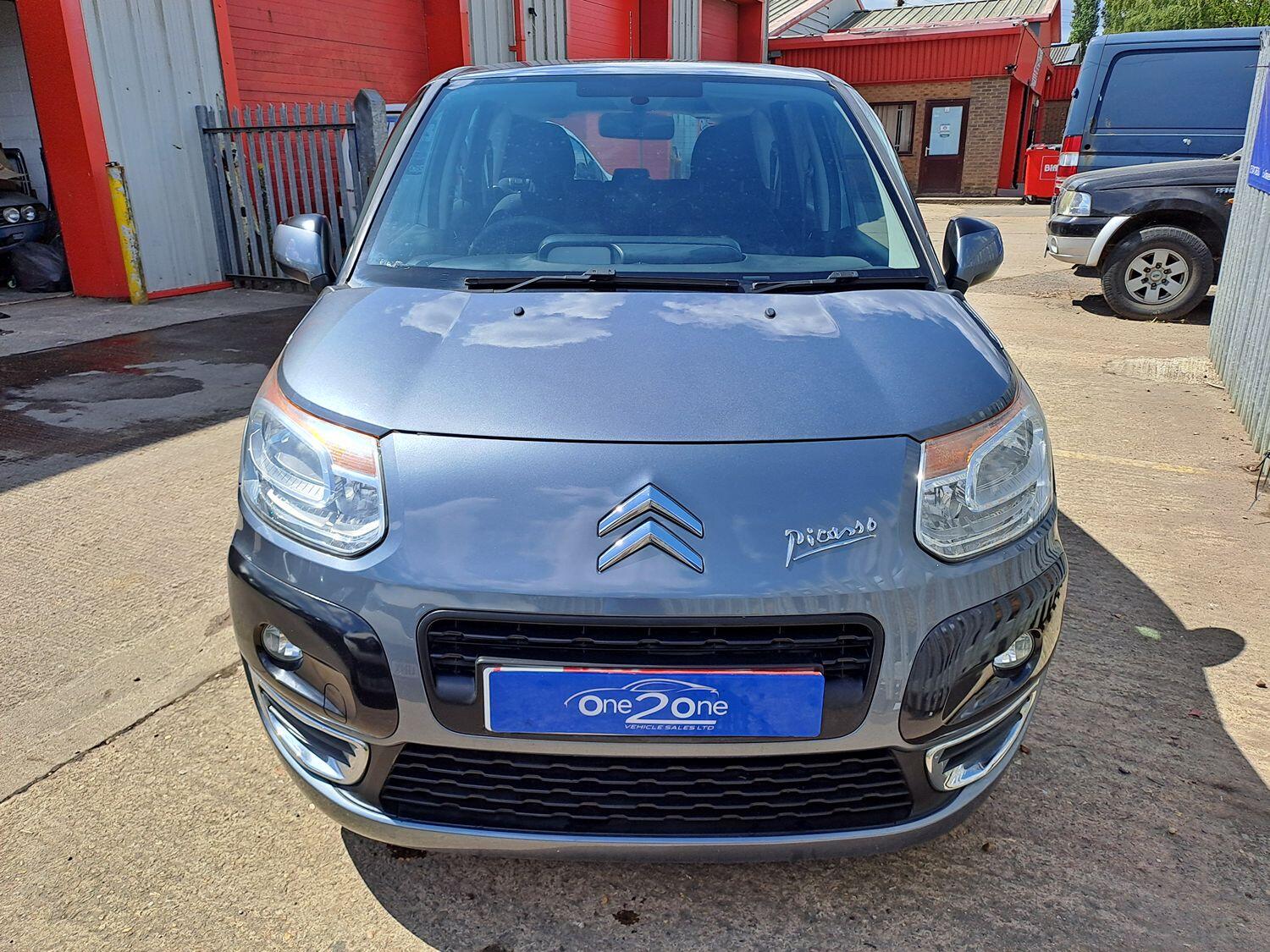 Used Citroen C3 Picasso 2009 for sale - 76794090: Photo 8