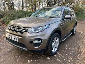 Used Land Rover Discovery Sport 2016 for sale - 76479955: Photo