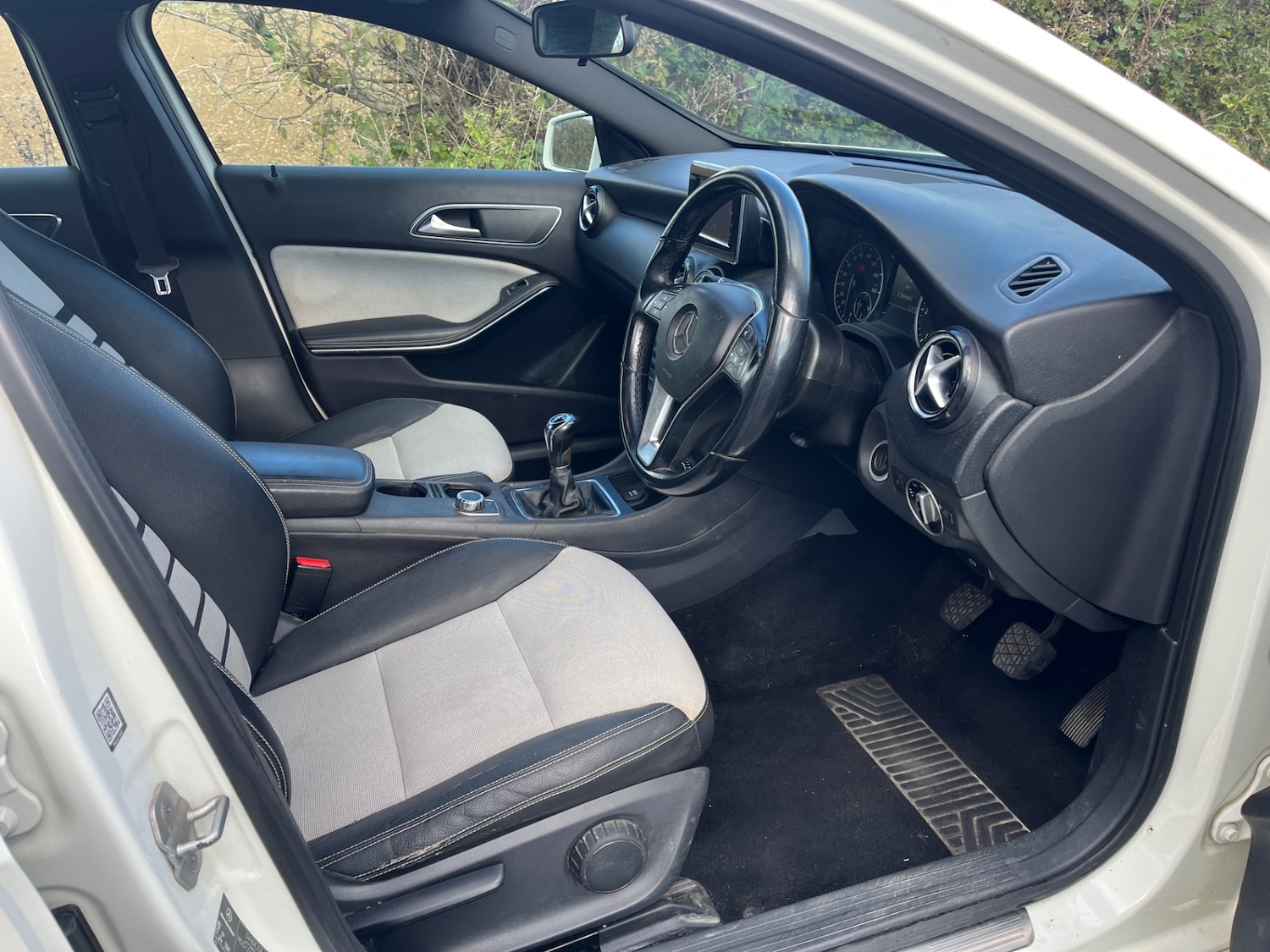 Used Mercedes-Benz A-Class 2013 for sale - 76374474: Photo 7