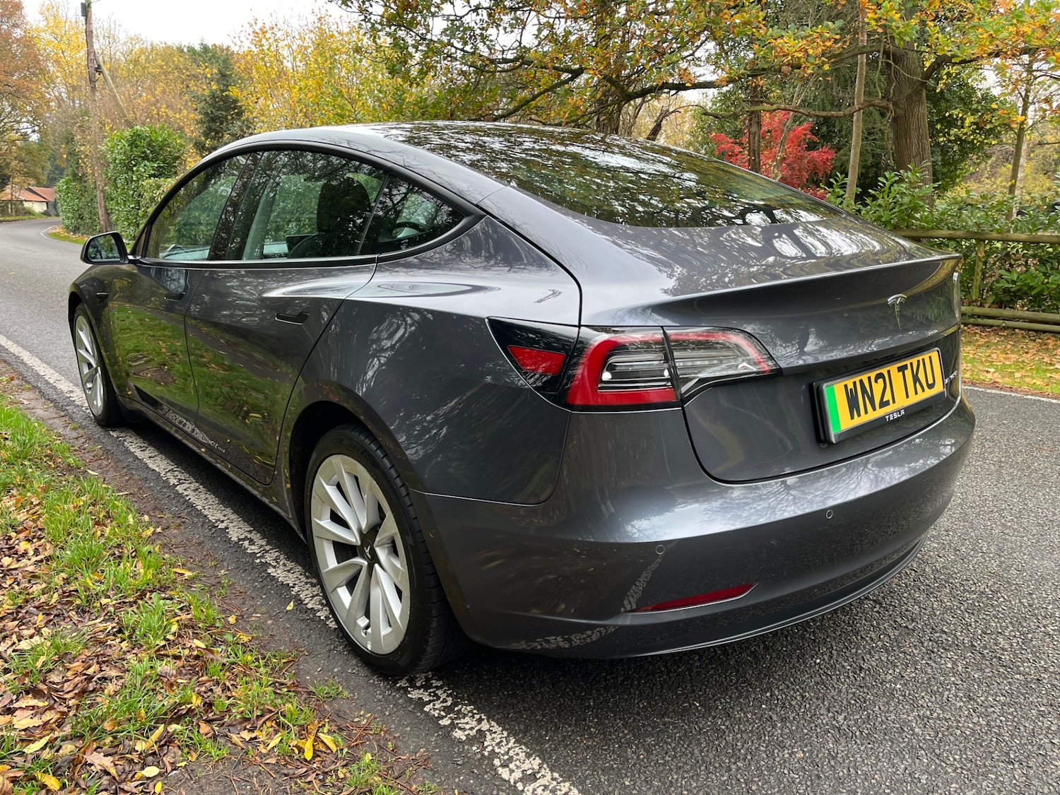 Used Tesla Model 3 2021 for sale - 76504755: Photo 4