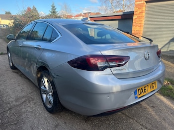 Used Vauxhall Insignia 2017 for sale - 77071143: Photo