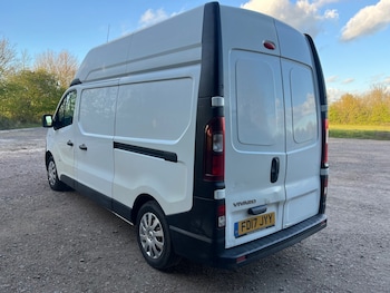 Used Vauxhall Vivaro 2017 for sale - 78055717: Photo
