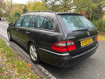 Used Mercedes-Benz E Class 2009 for sale - 76416199: Photo