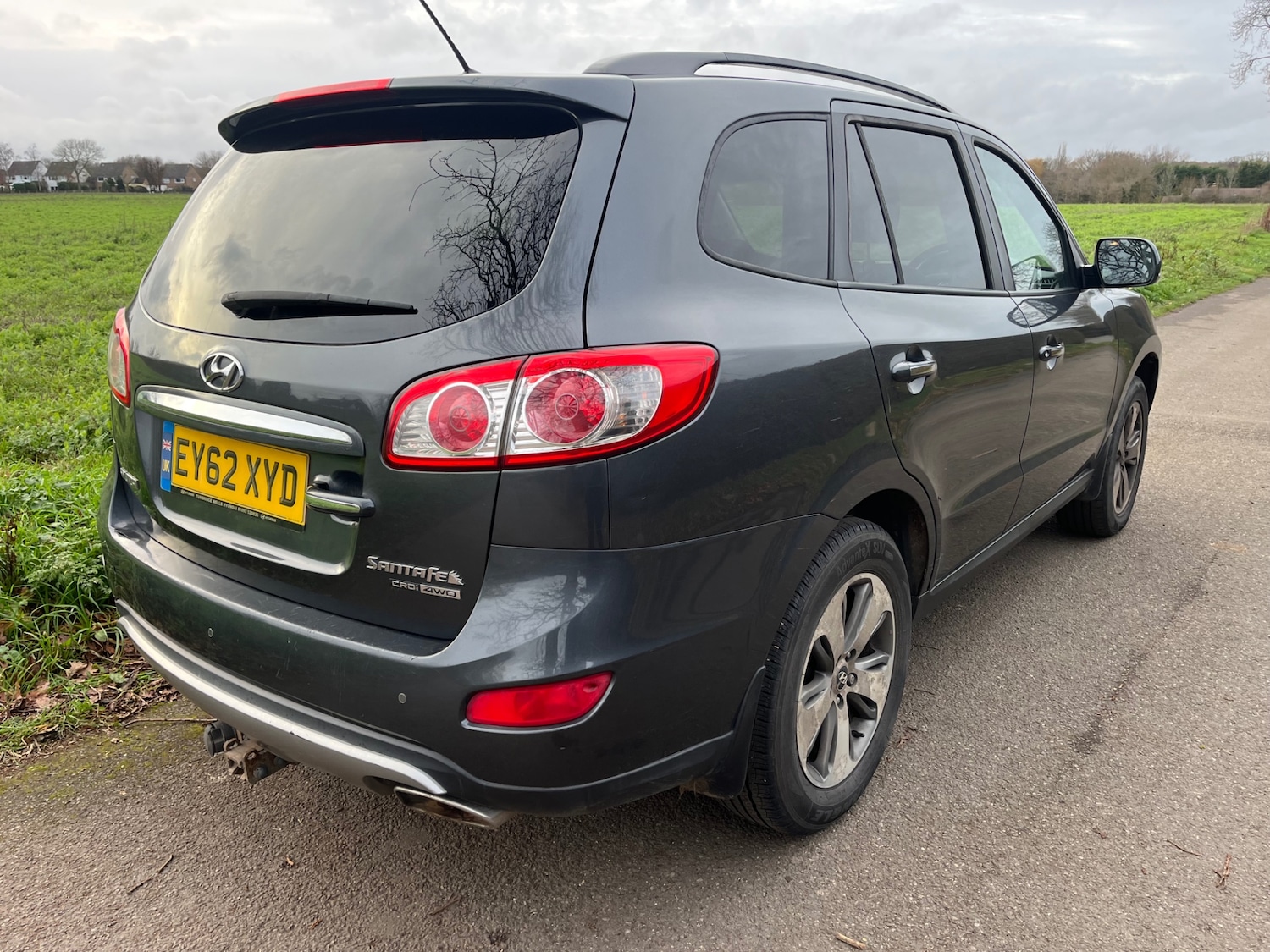 Used Hyundai Santa Fe 2012 for sale - 76971174: Photo 6