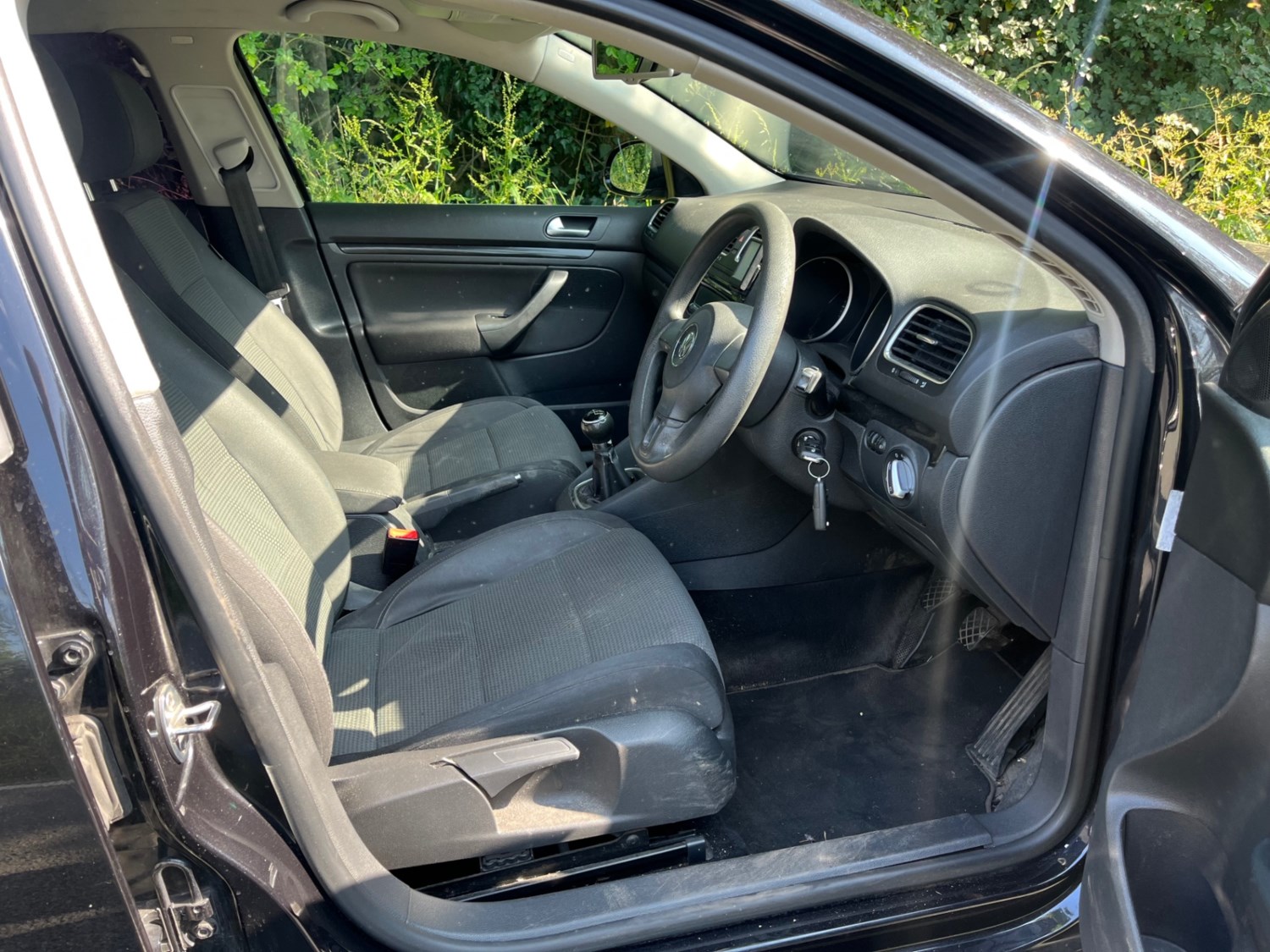 Volkswagen Golf 2011 (61) - 1.6 TDI 105 BlueMotion Tech SE 5dr - Image 7