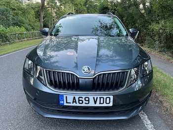 Used Skoda Octavia 2020 for sale - 75197198: Photo