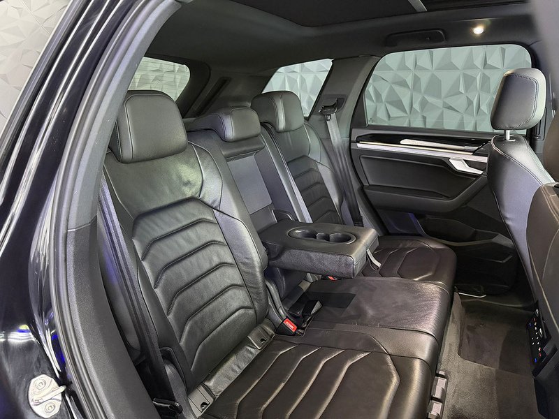 Used Volkswagen Touareg 2018 for sale - 77742442: Photo 22