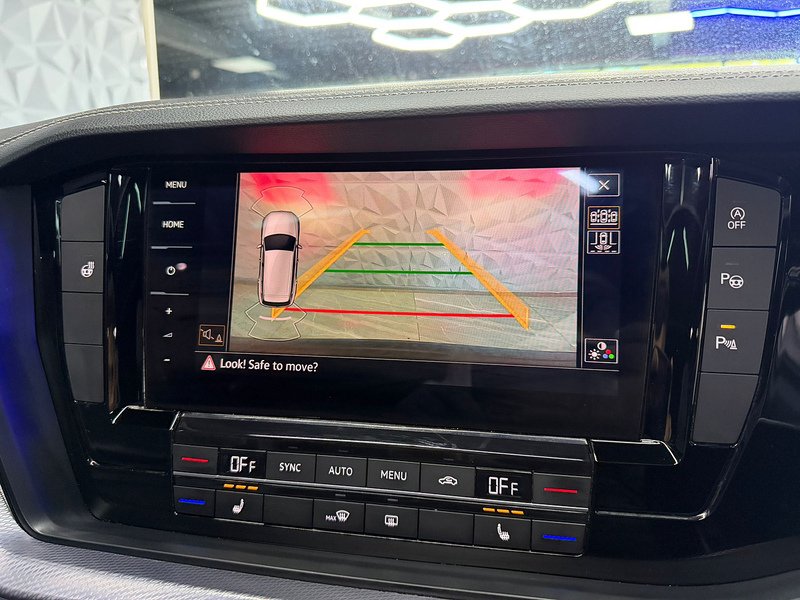 Used Volkswagen Touareg 2018 for sale - 77742442: Photo 23