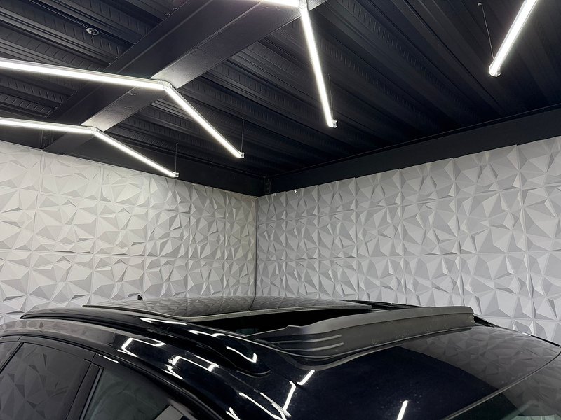 Used Volkswagen Touareg 2018 for sale - 77742442: Photo 28