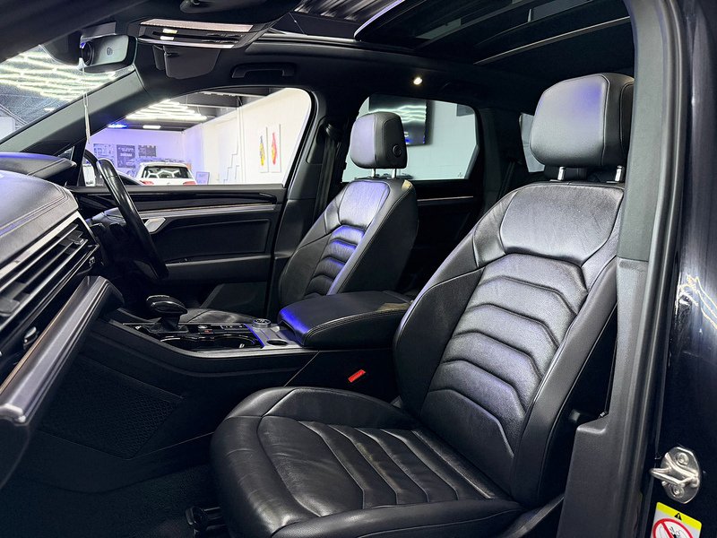 Used Volkswagen Touareg 2018 for sale - 77742442: Photo 39