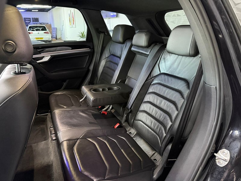 Used Volkswagen Touareg 2018 for sale - 77742442: Photo 40