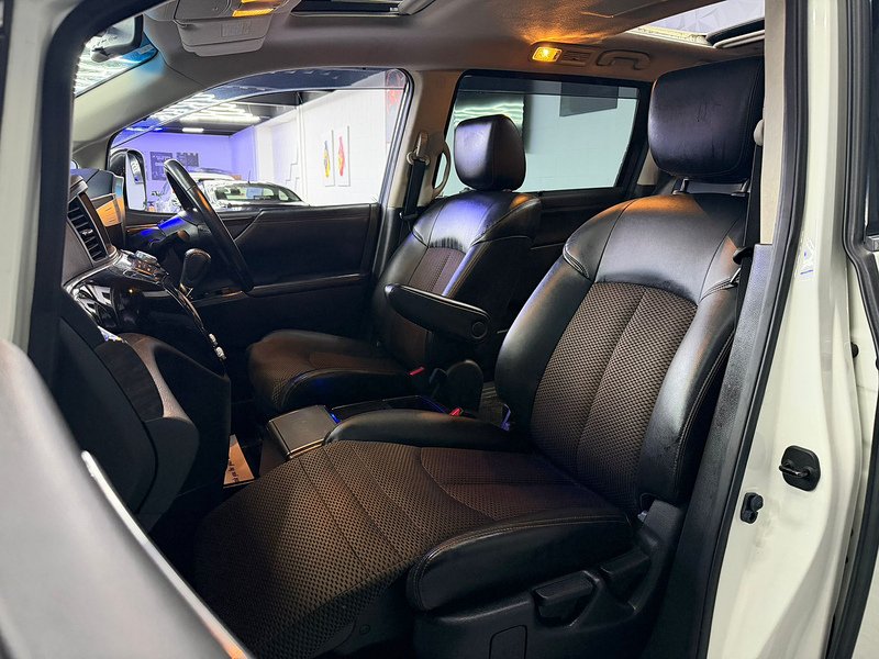 Used Nissan Elgrand for sale - 77103279: Photo 10